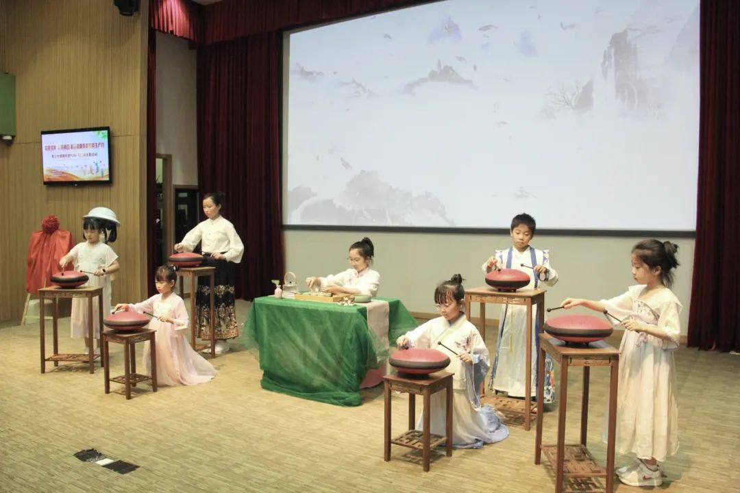 综合体育，超越界限，塑造全面发展的个体
